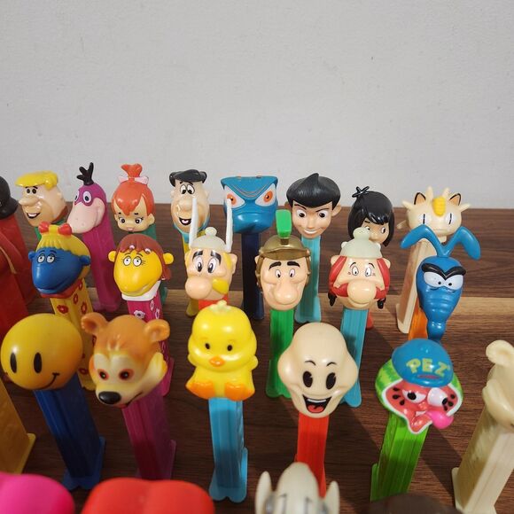 Pez Dispensers Vintage Lot of 52 Star Wars Flinstone Snoopy Lord of the Rings ET - Picture 8 of 10